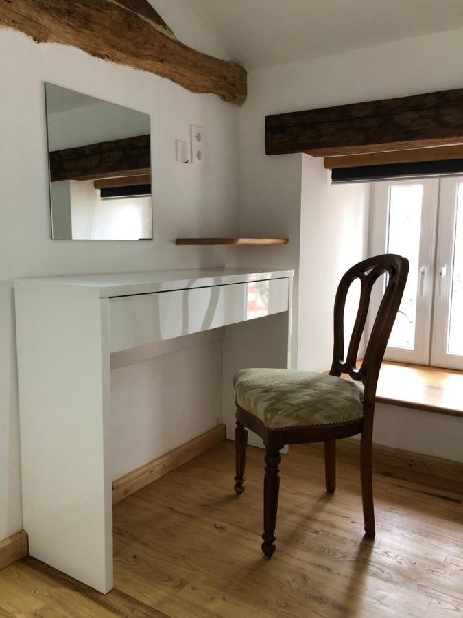 The Walnut Tree Chambre D'Hotes Le Dorat Exterior foto